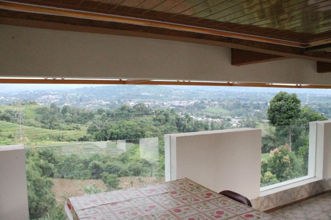 Villa Bukit Berkat Bogor Kültér fotó